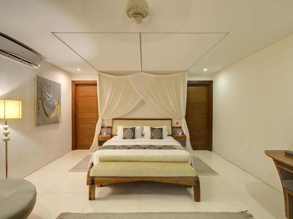 Lataliana Villas Seminyak Pokoj fotografie