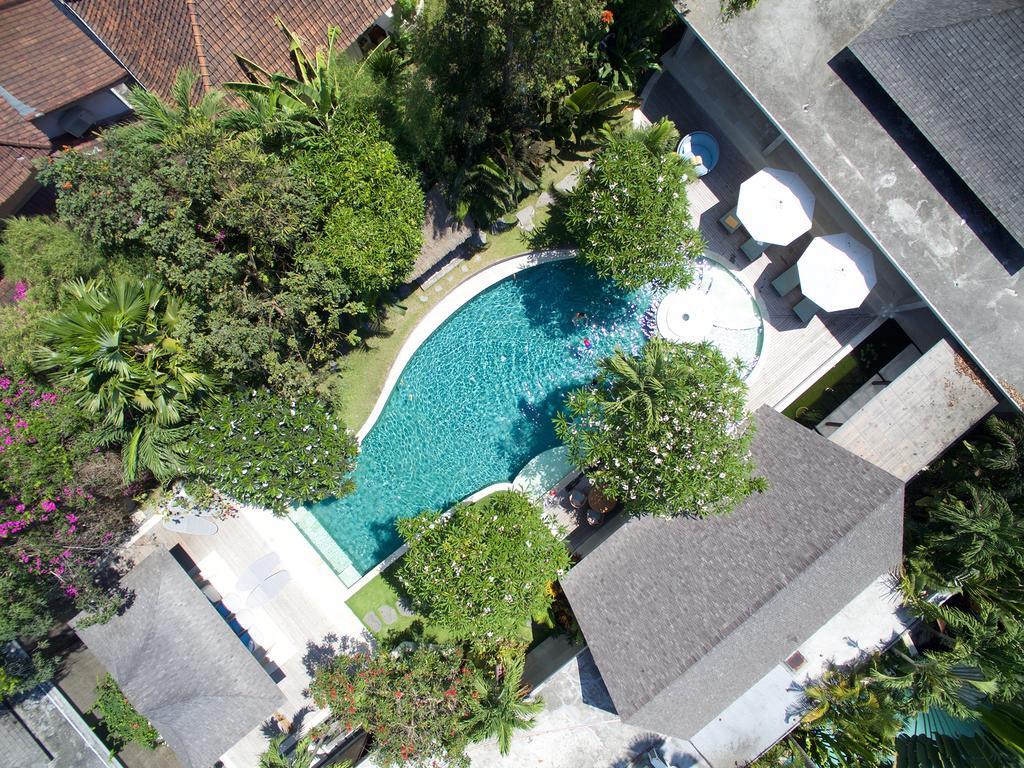 Lataliana Villas Seminyak Pokoj fotografie