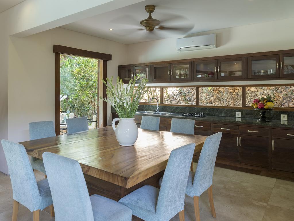 Lataliana Villas Seminyak Pokoj fotografie