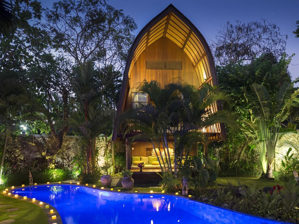 Lataliana Villas Seminyak Pokoj fotografie